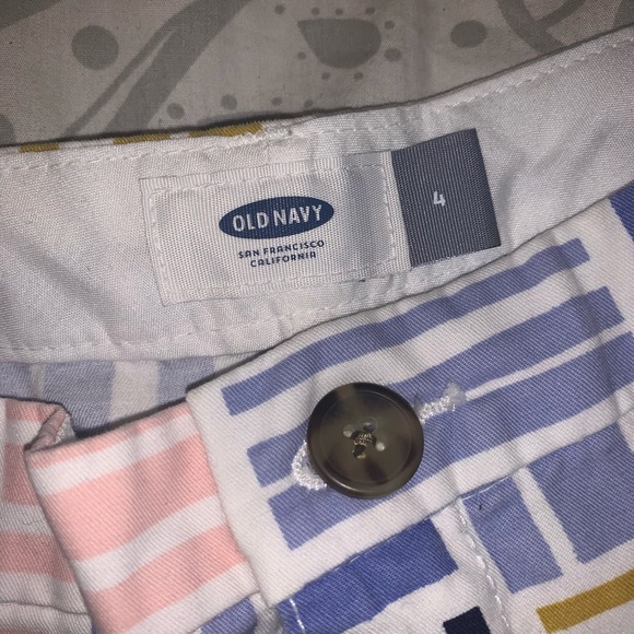 Patterned Shorts - Picture 4 of 4